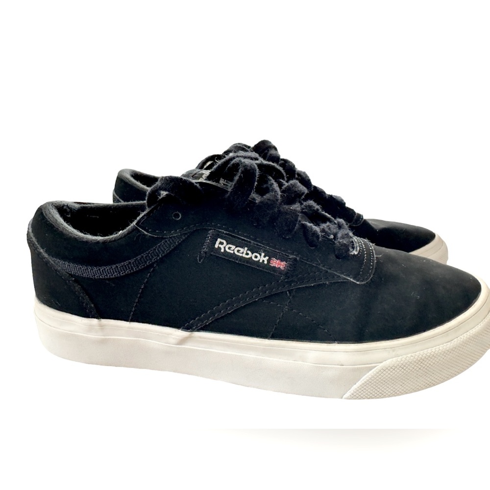 Reebok Classic Sneakers in Black suede - Big kids - EU 35 US 4- Pre-loved